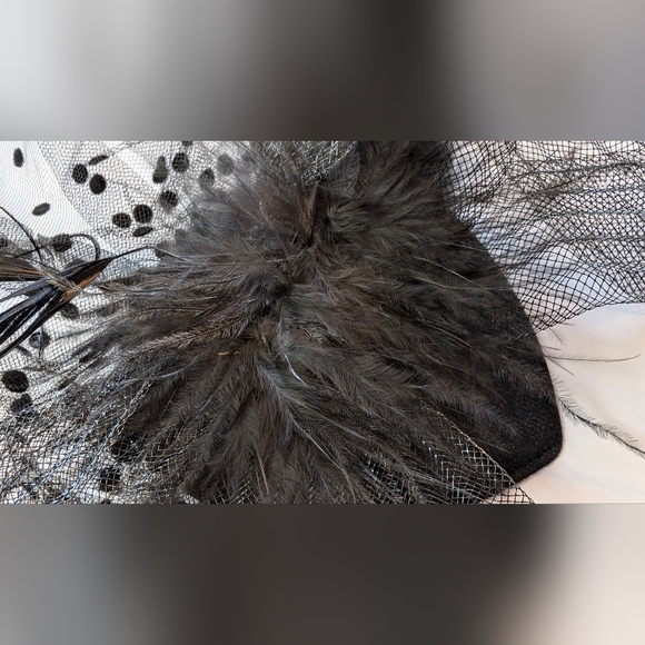 Vintage Style Head Piece. 1950's Style - Picture 9 of 11